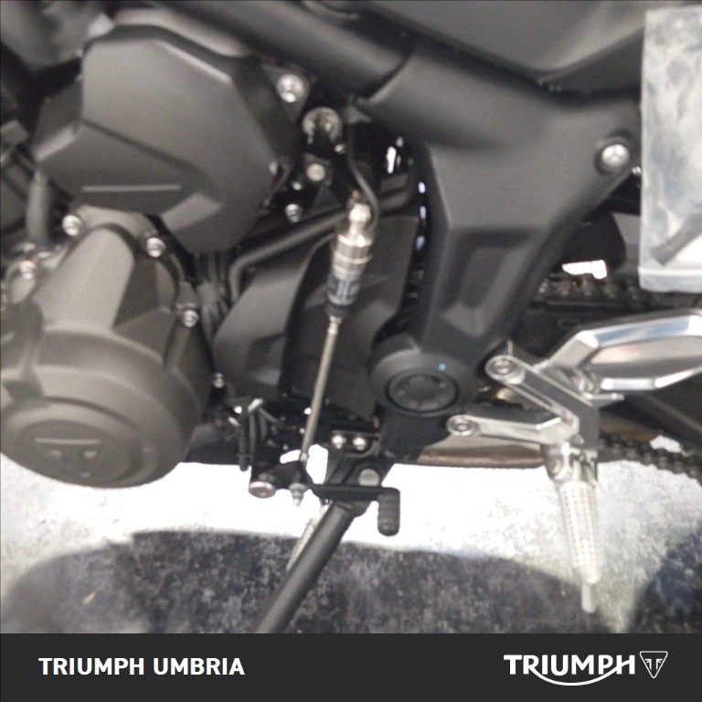 TRIUMPH Trident 660 Jet Black Abs