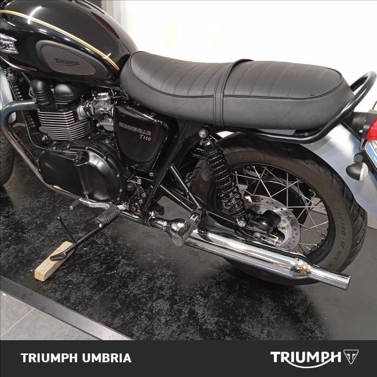 TRIUMPH Bonneville 865 T100 Black