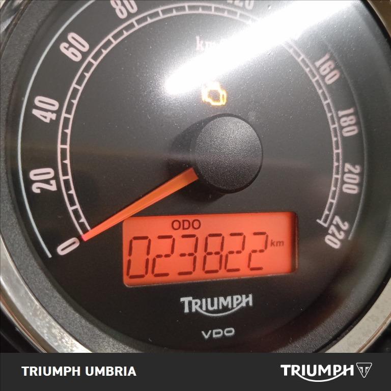 TRIUMPH Bonneville 865 T100 Black