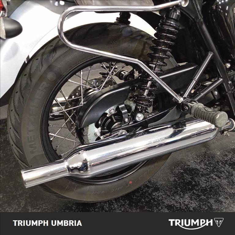 TRIUMPH Bonneville 865 T100 Black