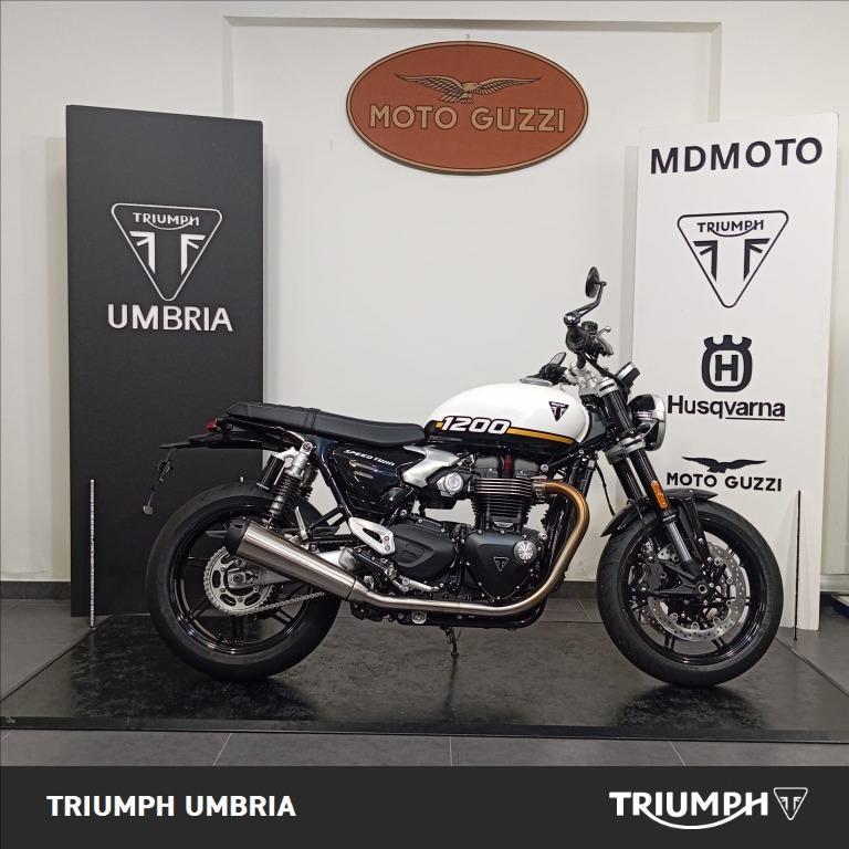 TRIUMPH Speed Twin 1200 Crystal White/Sapphire Black Abs