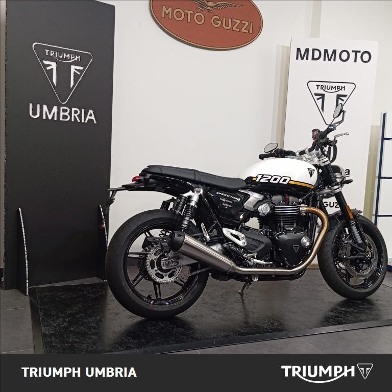 TRIUMPH Speed Twin 1200 Crystal White/Sapphire Black Abs