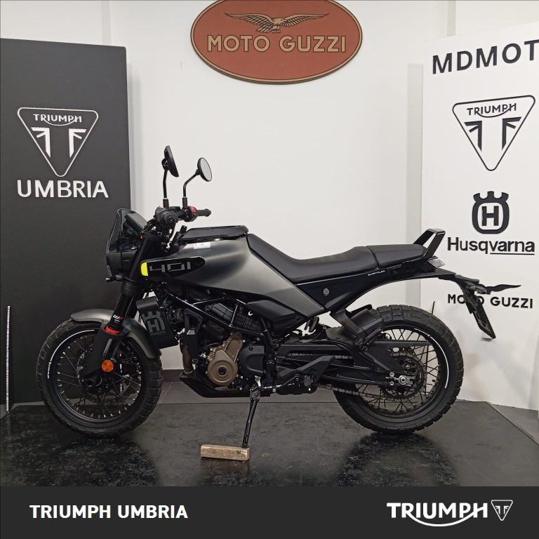 HUSQVARNA Svartpilen 401 4T