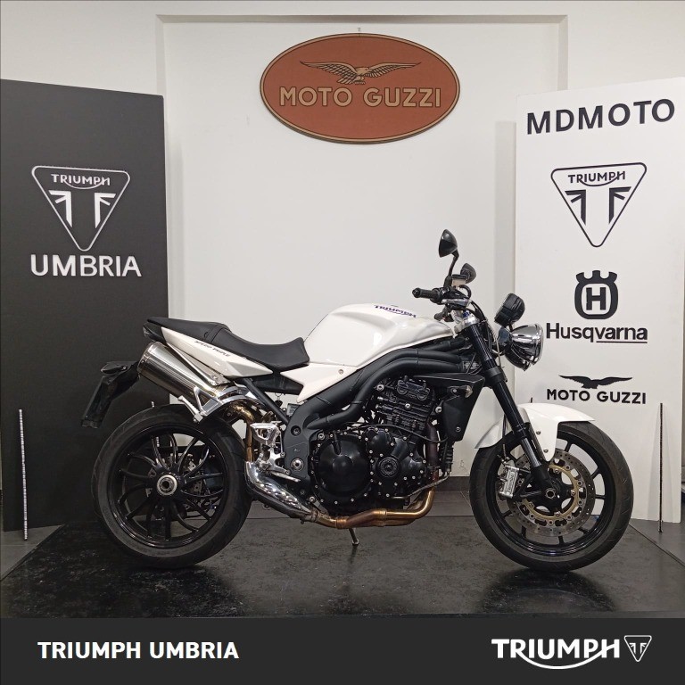 TRIUMPH Speed Triple 1050 