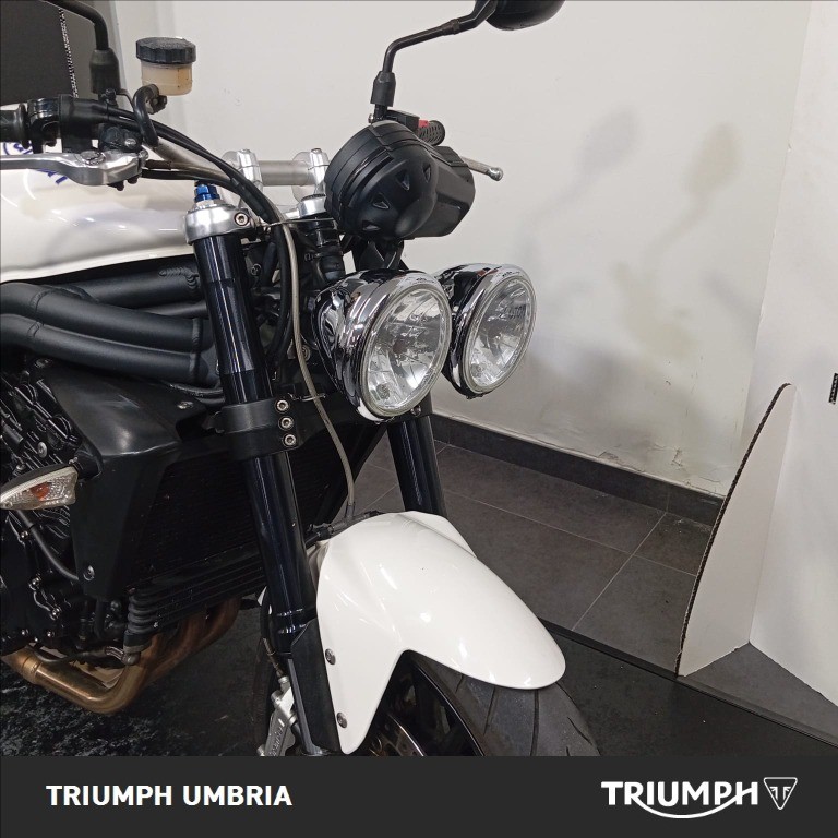 TRIUMPH Speed Triple 1050 