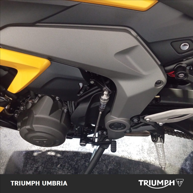 TRIUMPH Daytona 660 Abs