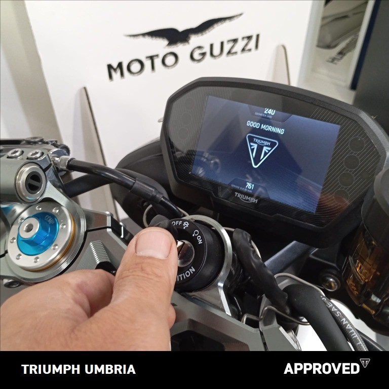 TRIUMPH Street Triple 765 RX