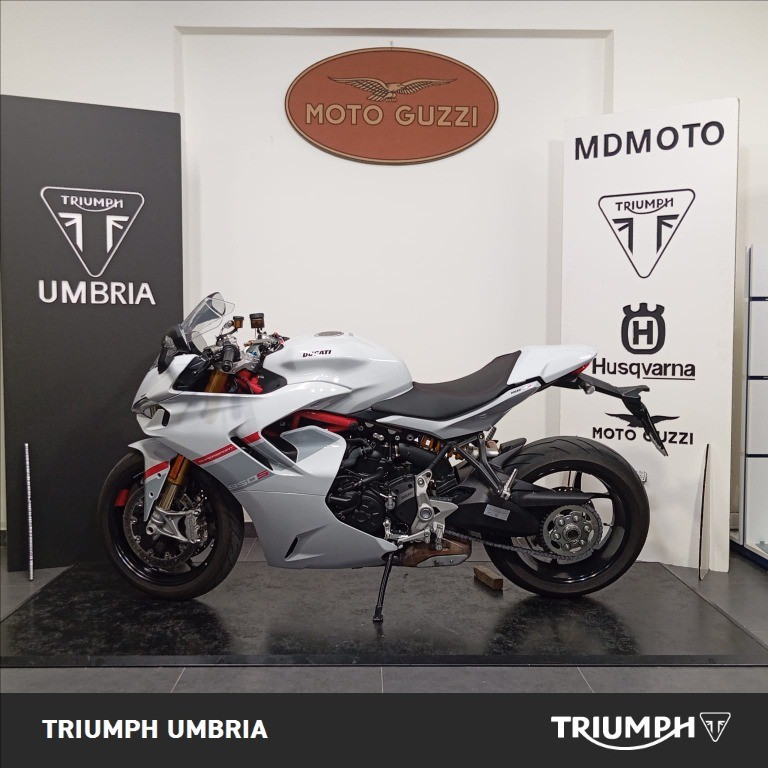 DUCATI 950 Super Sport S White Stripe Livery